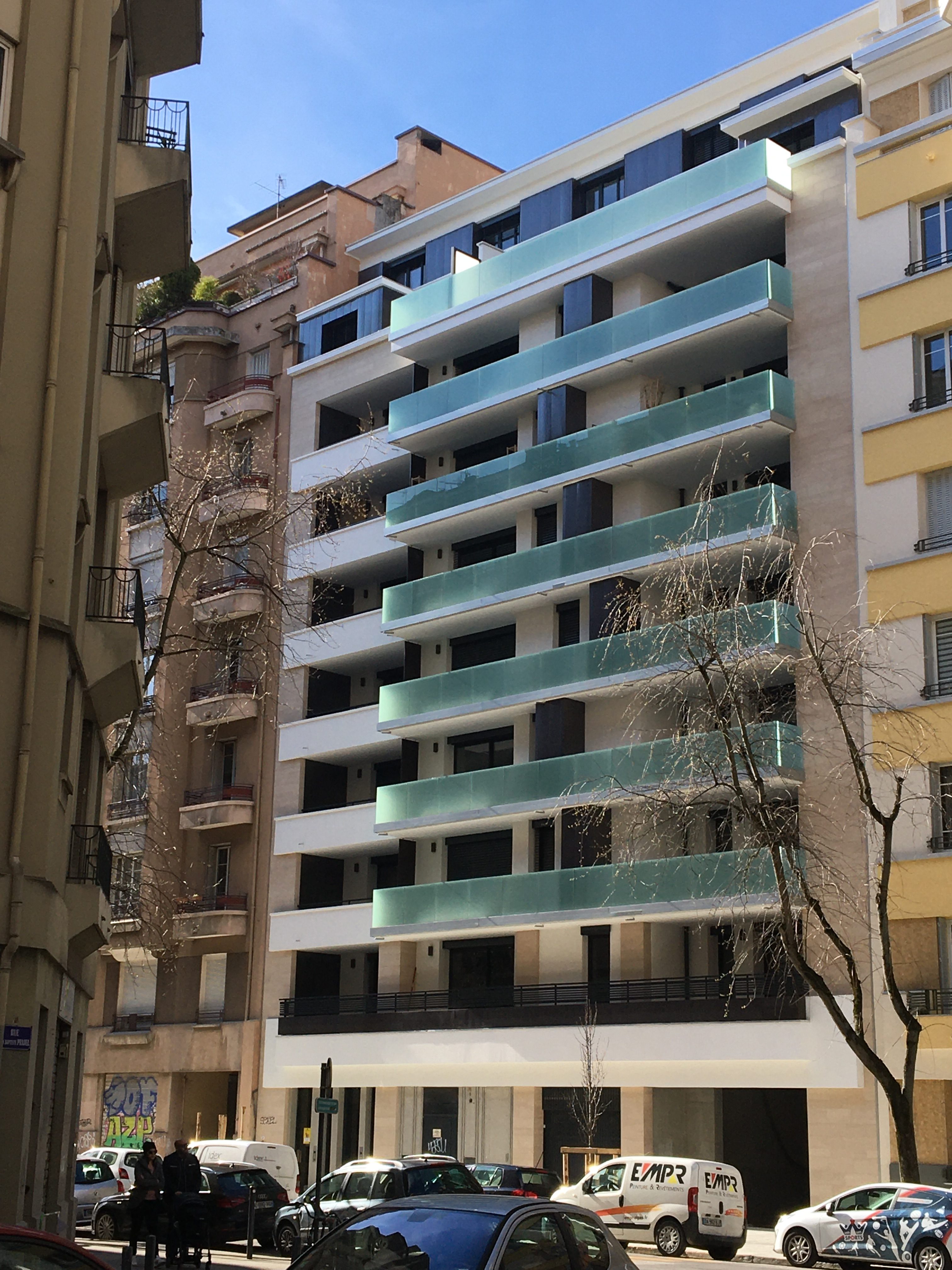Façade
