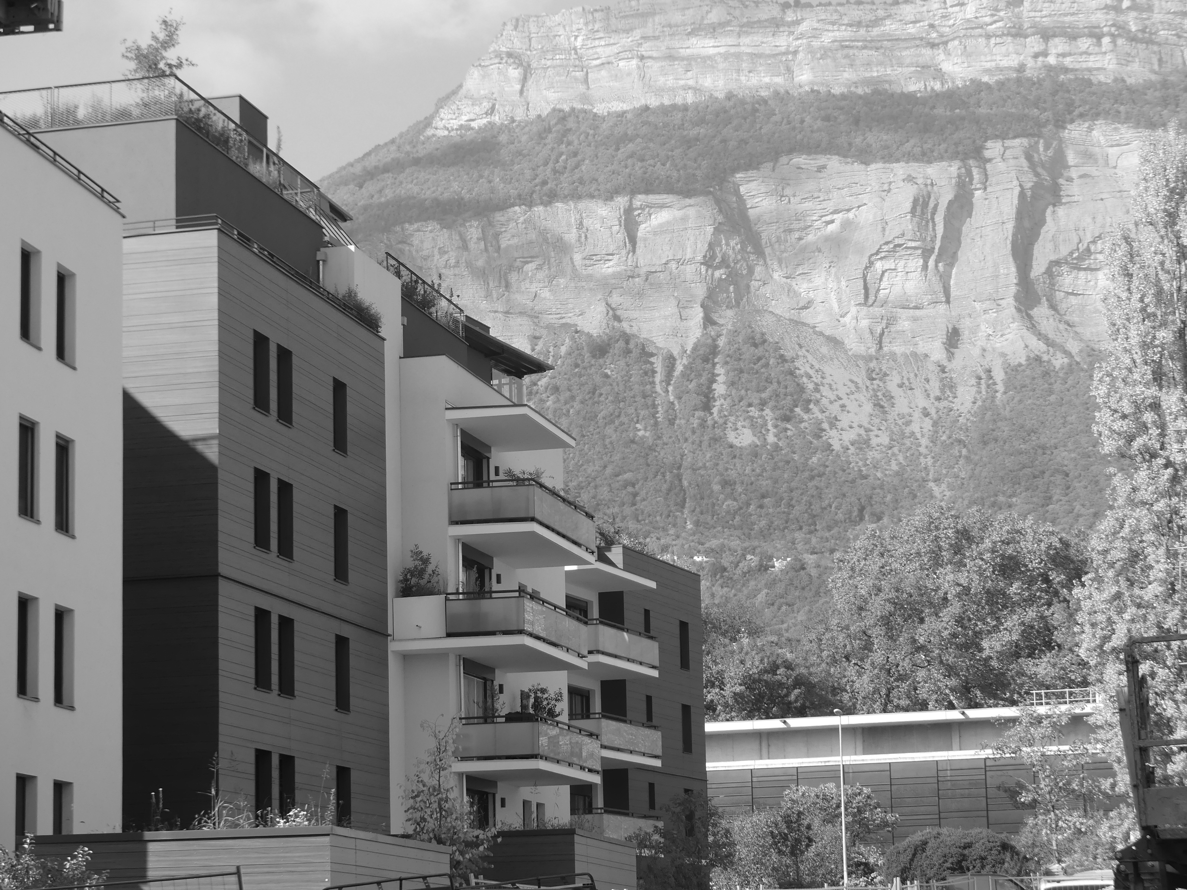Façades Est l'Arboretum.